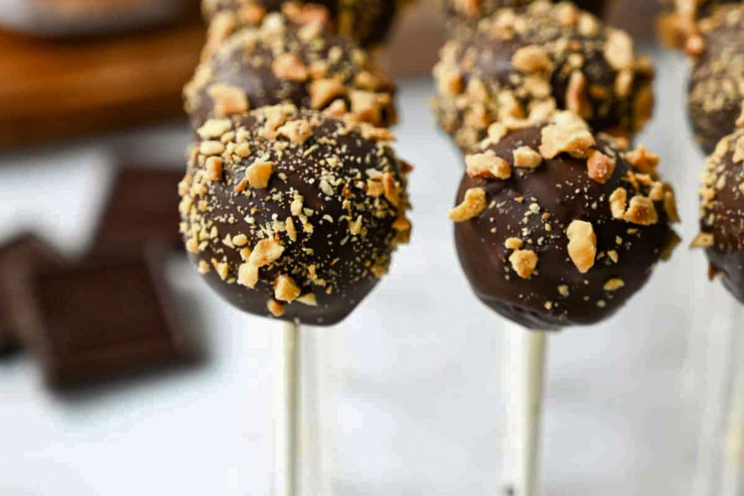 Recipe: The Adults Only Easter Hack 🐰